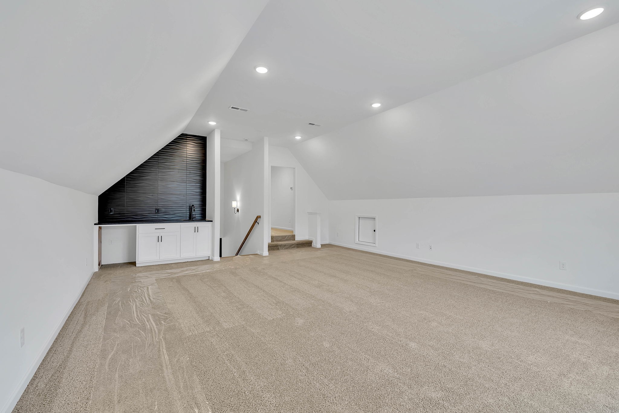 7341 North Milton Road Milton, TN 37118 - Photo 29 of 36 a view of an empty room and a flat screen tv