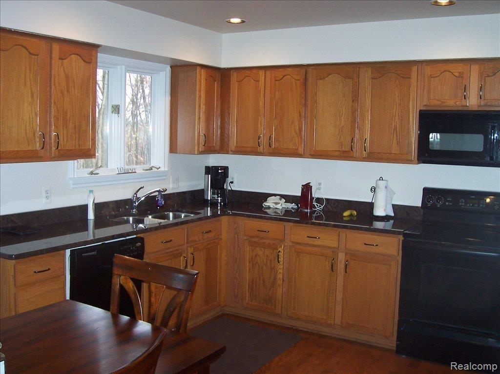 65655 Mt Vernon Road Washington, MI 48095 - Photo 6 of 12 Mt Vernon 006