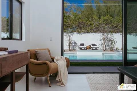 $2,320,000 | 1956 East Park Drive, Palm Springs, CA 92262