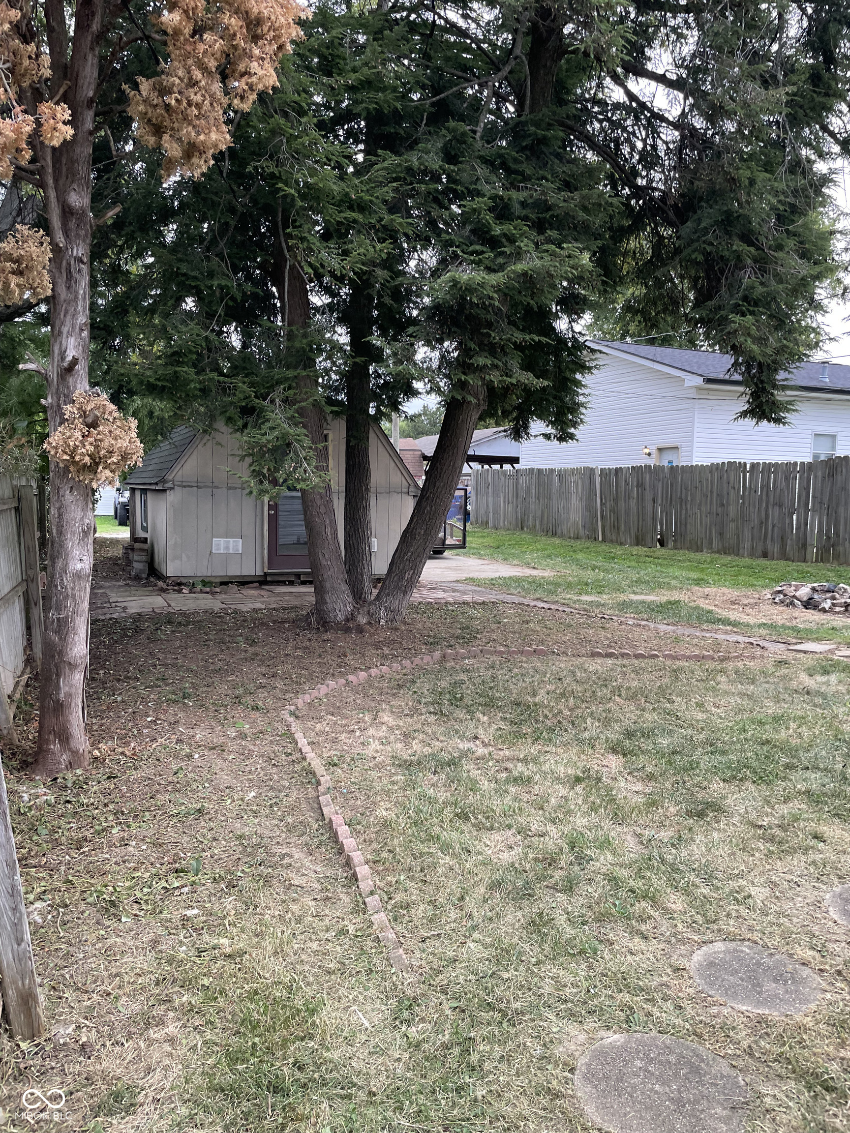 141 North 6th Avenue Beech Grove, IN 46107 - Photo 11 of 12