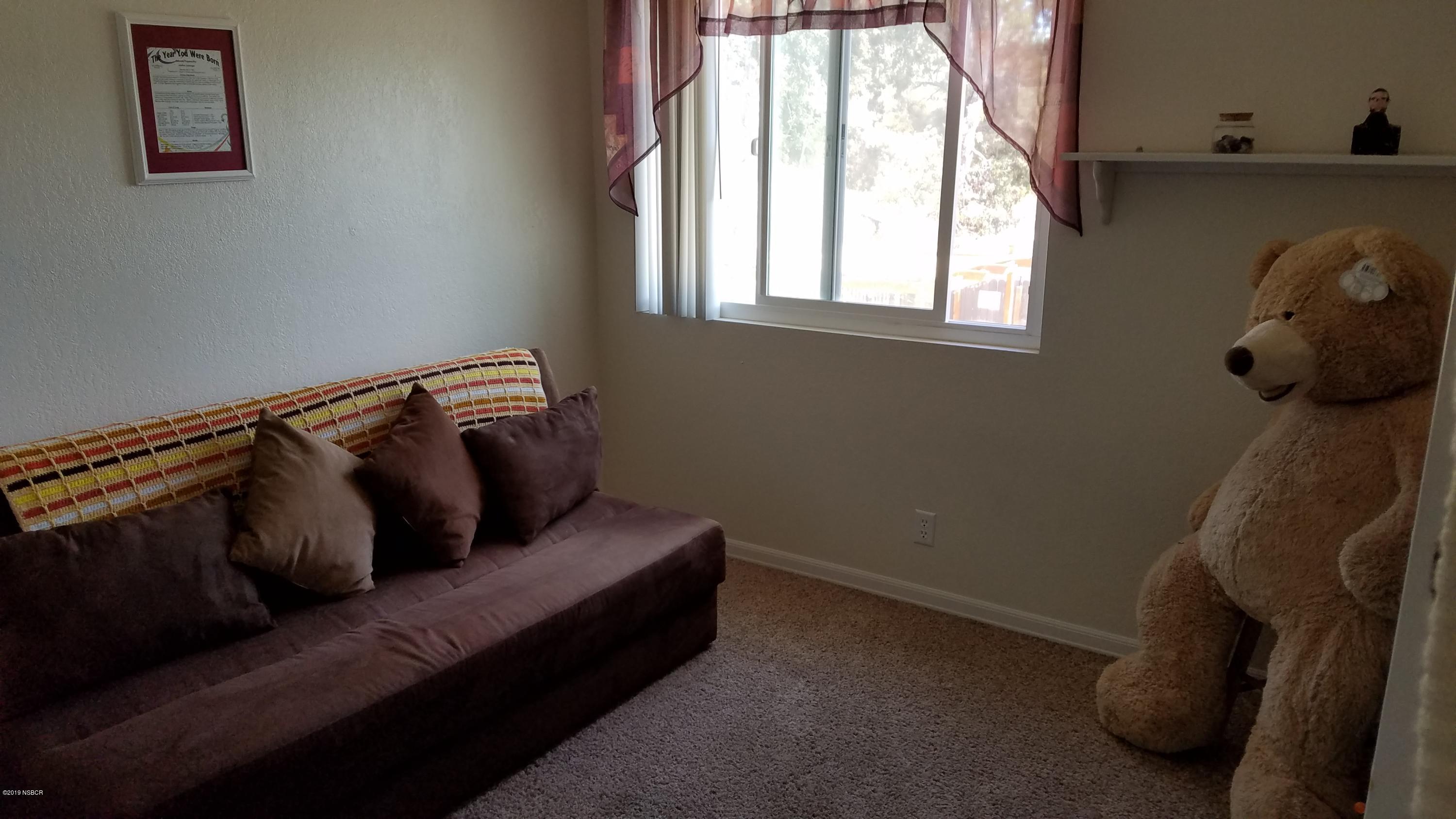 1302 Woodmere Road Santa Maria, CA 93455 - Photo 14 of 32 Bedroom #2