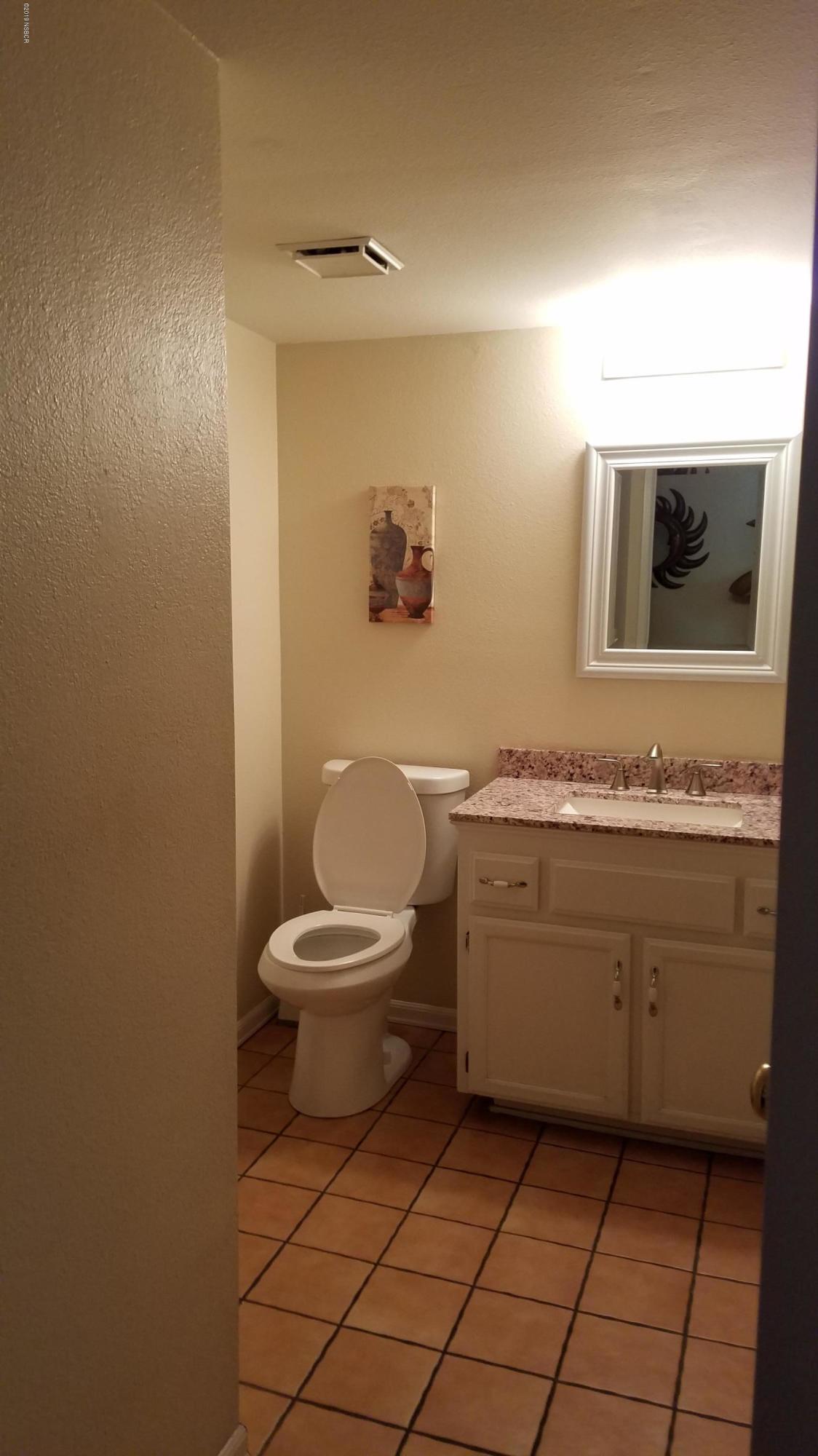 1302 Woodmere Road Santa Maria, CA 93455 - Photo 6 of 32 Downstairs Half bath