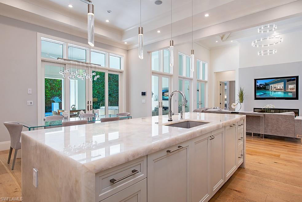 452 Putter Point Drive Naples, FL 34103 - Photo 10 of 28