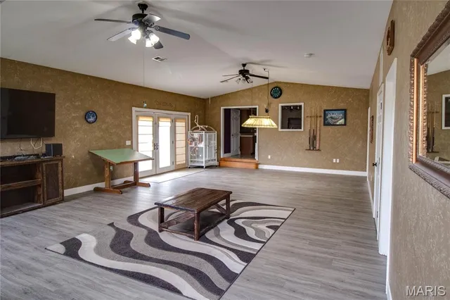 $249,000 | 104 Chouteau Trace Parkway, Granite City, IL 62040