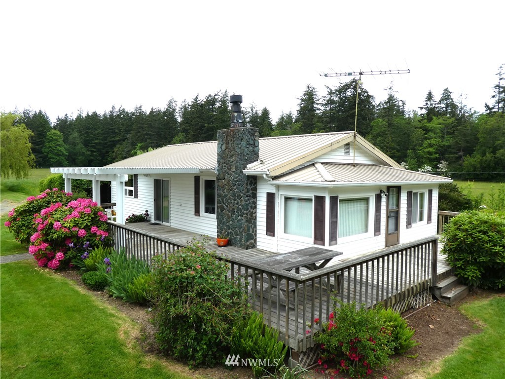 6694 Guemes Island Road Anacortes, WA 98221 - Photo 2 of 25 Gallery Image 2