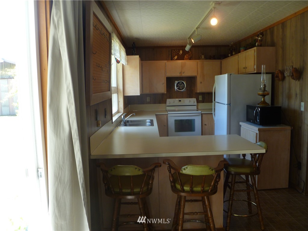 6694 Guemes Island Road Anacortes, WA 98221 - Photo 14 of 25 Gallery Image 14