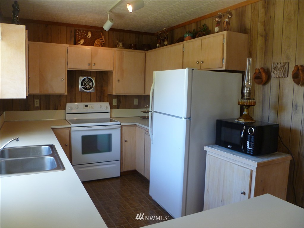6694 Guemes Island Road Anacortes, WA 98221 - Photo 15 of 25 Gallery Image 15