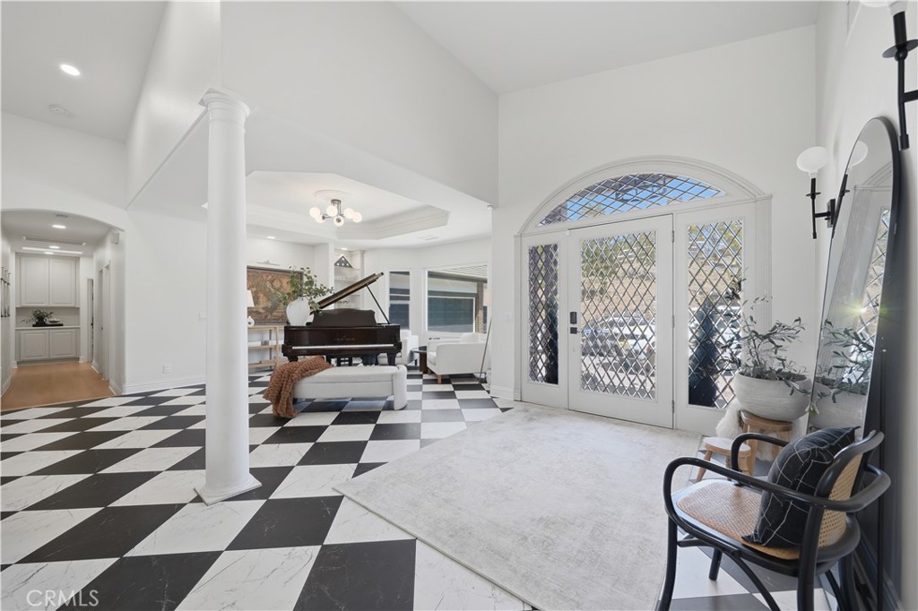 41110 Los Ranchos Circle Temecula, CA 92592 - Photo 5 of 77