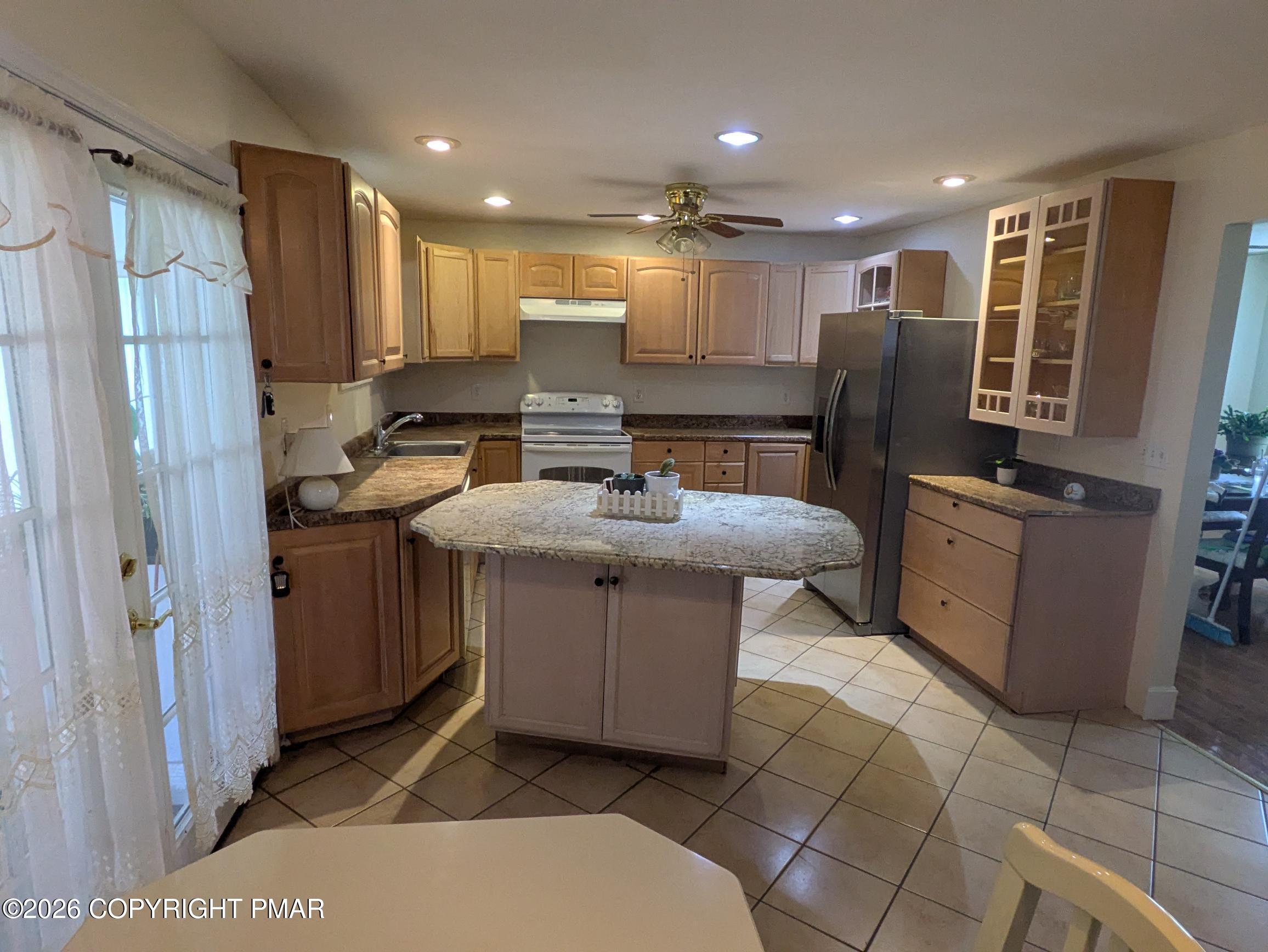 1085 Interchange Road Gilbert, PA 18331 - Photo 11 of 28 PXL_20260529_154741337