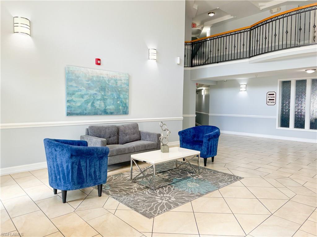 1100 Pine Ridge Road, Unit 105B Naples, FL 34108 - Photo 4 of 11 View of common area