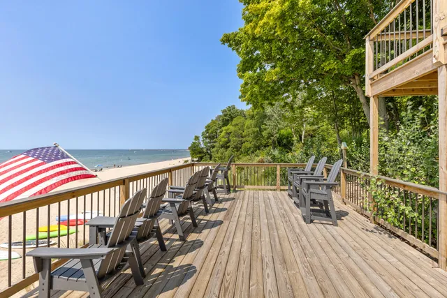 $1,185,000 | 2312 Maksaba Trail, Holland, MI 49423