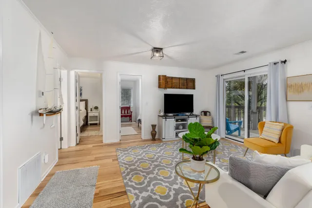 $1,185,000 | 2312 Maksaba Trail, Holland, MI 49423