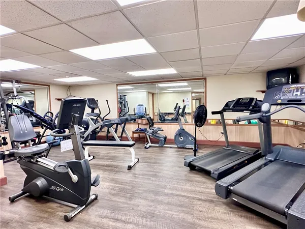 $304,500 | 2501 East Avenue, Unit 607, Brighton, NY 14610