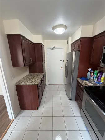 $304,500 | 2501 East Avenue, Unit 607, Brighton, NY 14610