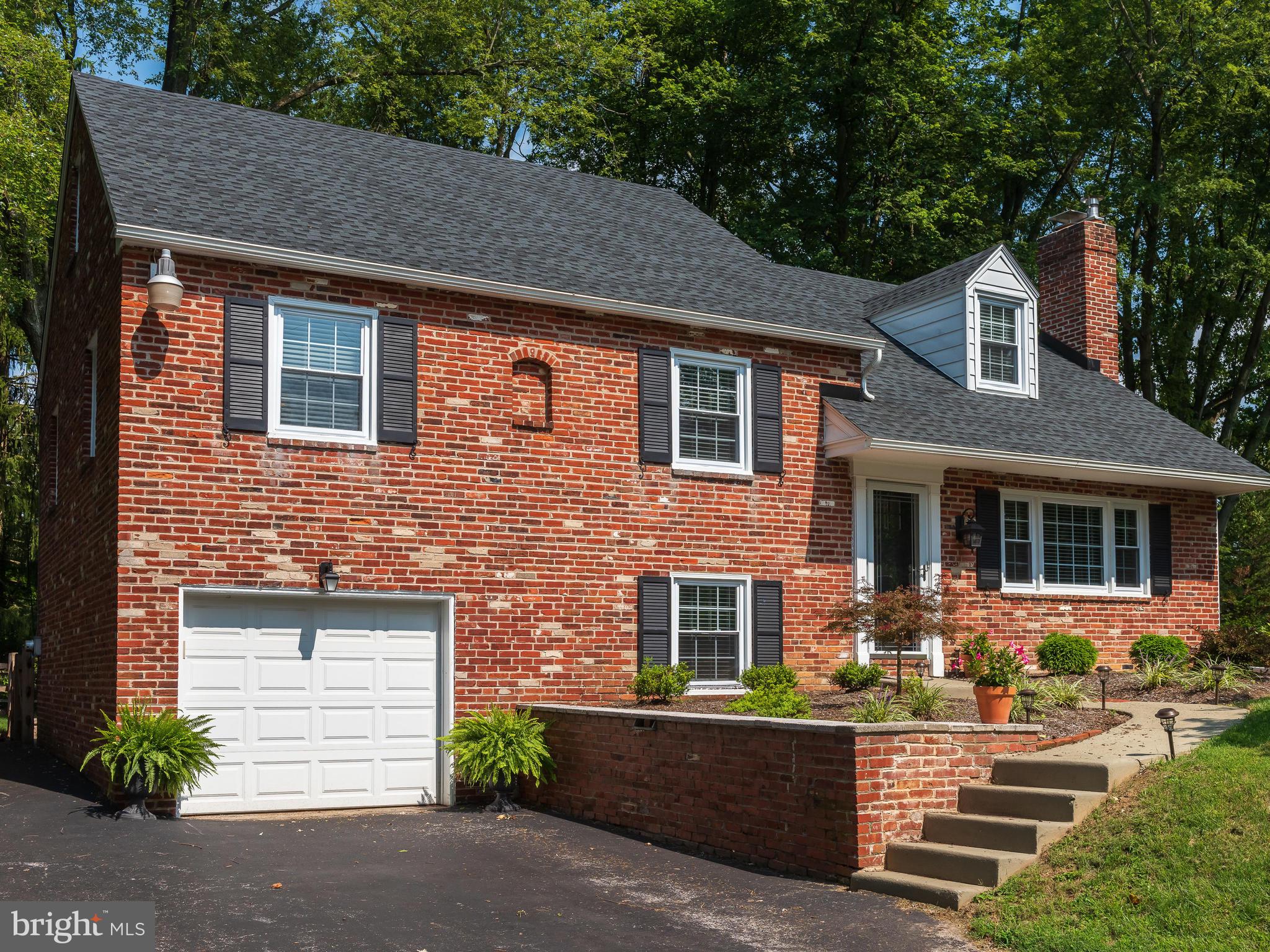 713 Monument Road Malvern, PA 19355 - Photo 6 of 40 Gallery Image 6
