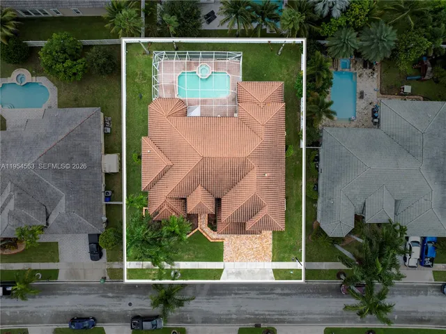 $1,250,000 | Pembroke Falls, Pembroke Pines, FL 33028