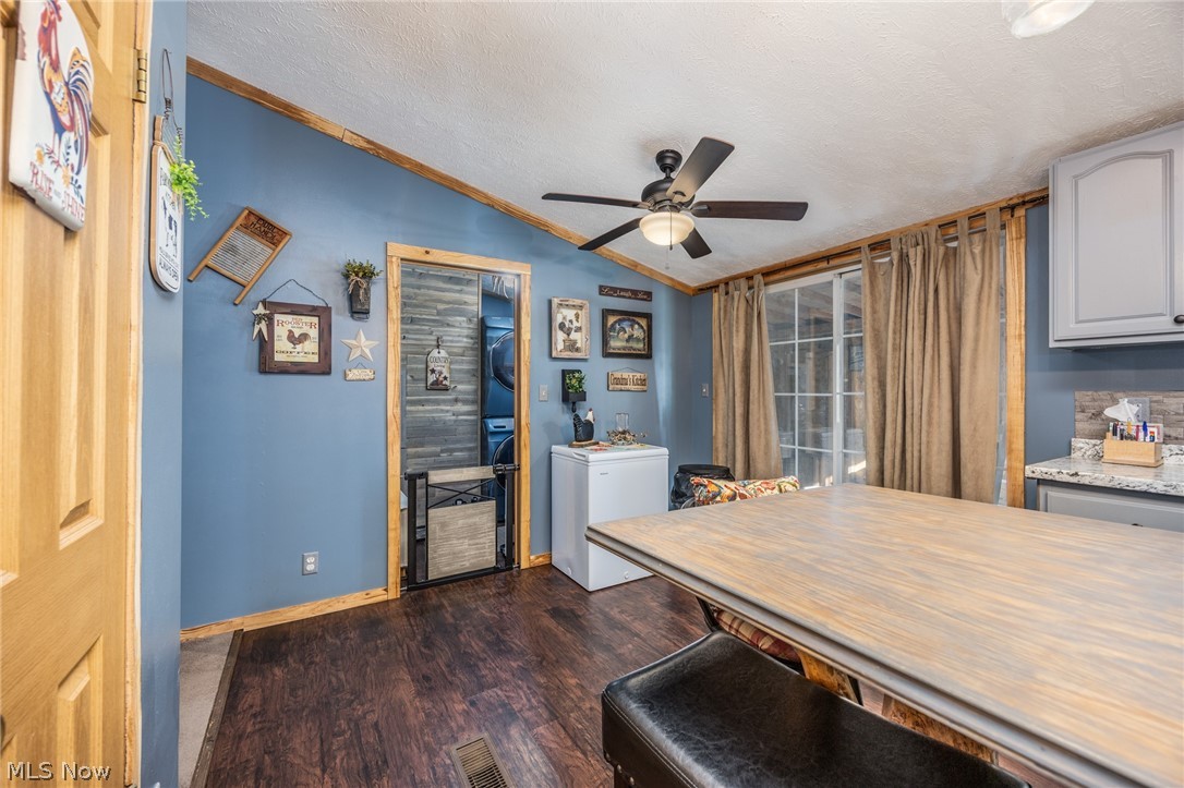 1788 Rosenbush Road Newport, OH 45768 - Photo 11 of 43