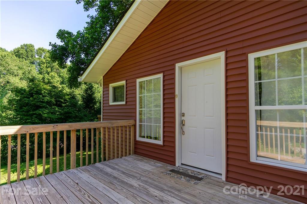285 Old County Home Road Brevard, NC 28712 - Photo 6 of 35 Gallery Image 6
