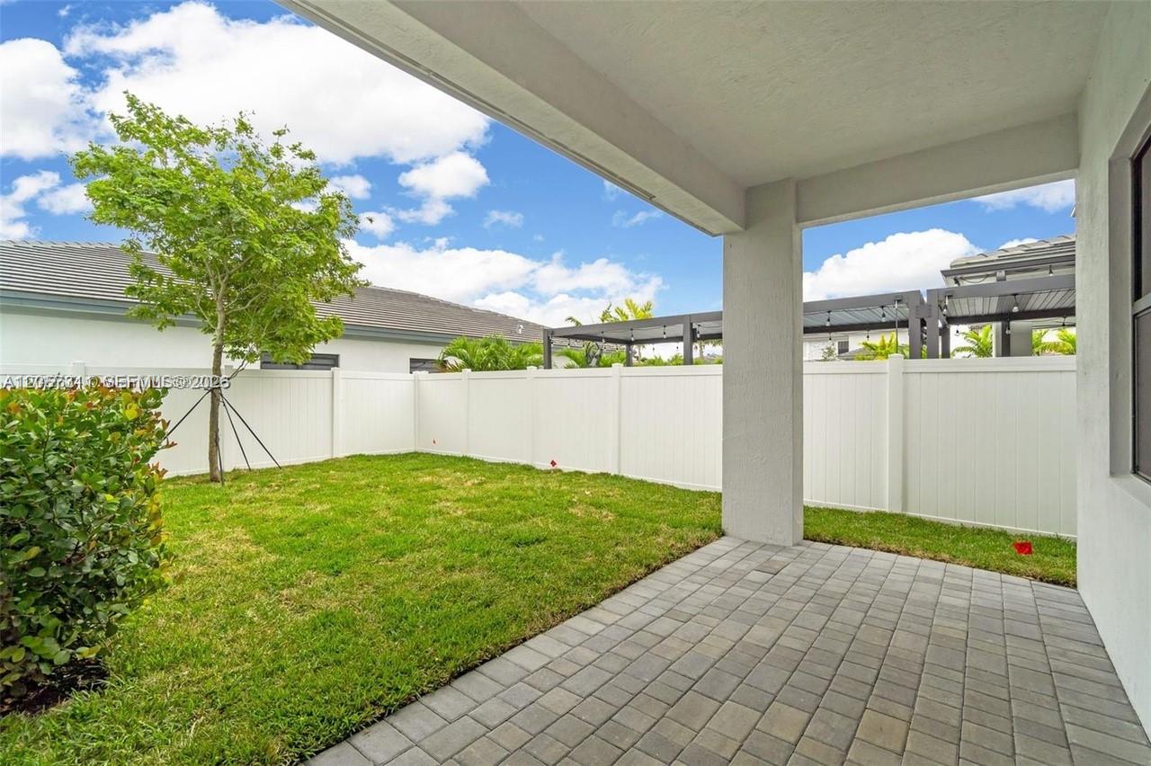 4577 Southwest 174th Avenue Miramar, FL 33029 - Photo 19 of 27
