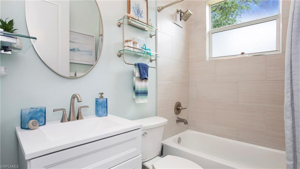 162 Windward Cay Naples, FL 34114 - Photo 29 of 35