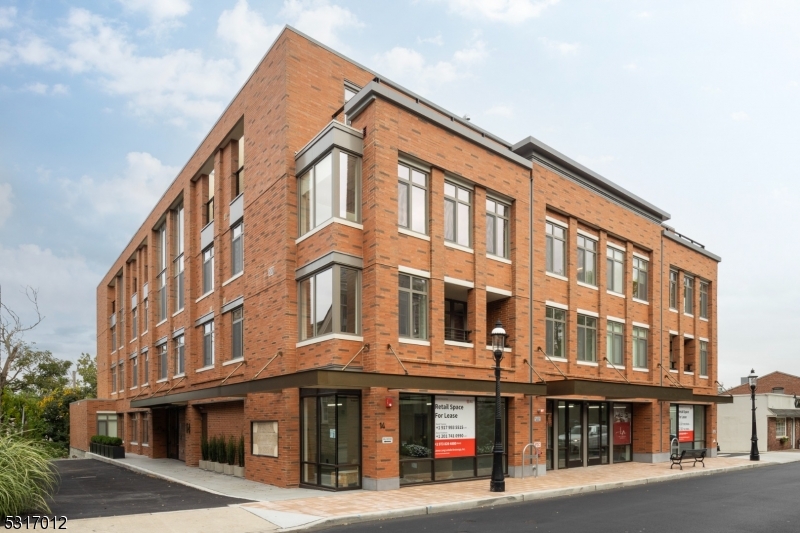 14 Lincoln Place, Unit 208 Madison, NJ 07940 - Photo 15 of 17 a front view of an apartment building