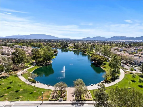 $599,990 | 40042 Cape Cod Lane, Temecula, CA 92591