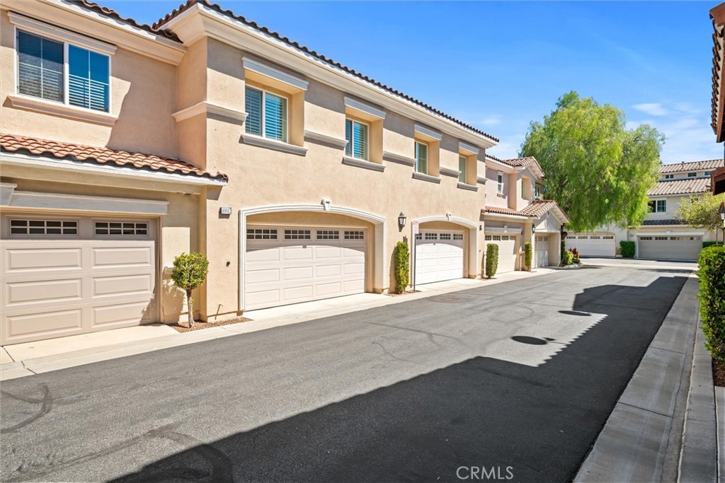 40042 Cape Cod Lane Temecula, CA 92591 - Photo 49 of 49 2 Car Attached Garage