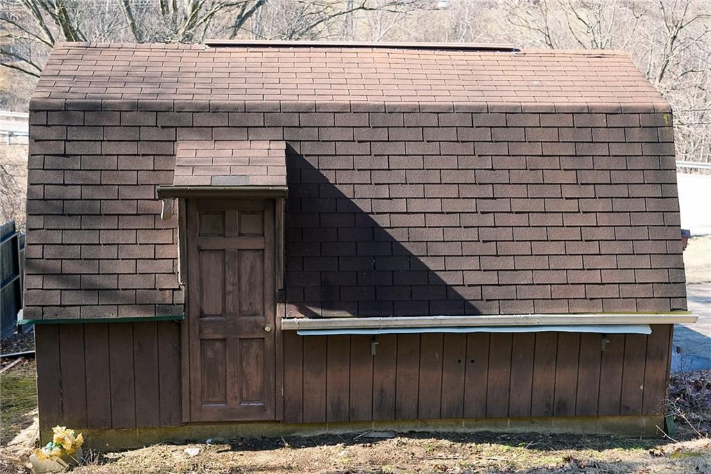 238 Victoria Way Leechburg, PA 15656 - Photo 17 of 22 a view of outdoor space
