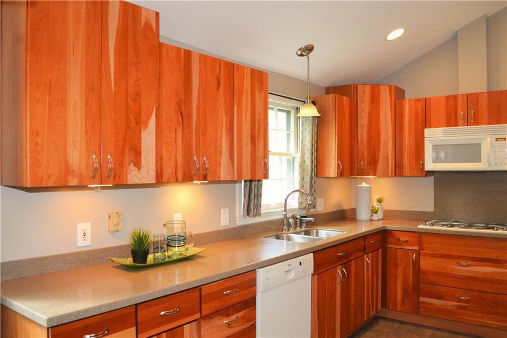 5905 Andover Road Indianapolis, IN 46220 - Photo 4 of 22