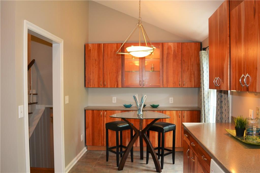 5905 Andover Road Indianapolis, IN 46220 - Photo 9 of 22