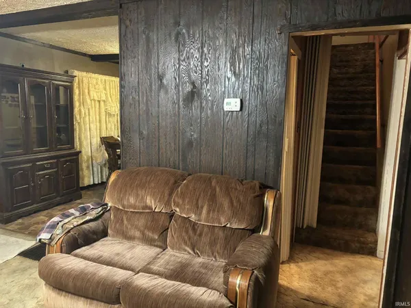 $259,999 | 2462 Dixie Highway, Bedford, IN 47421