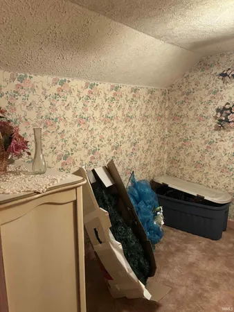 $259,999 | 2462 Dixie Highway, Bedford, IN 47421