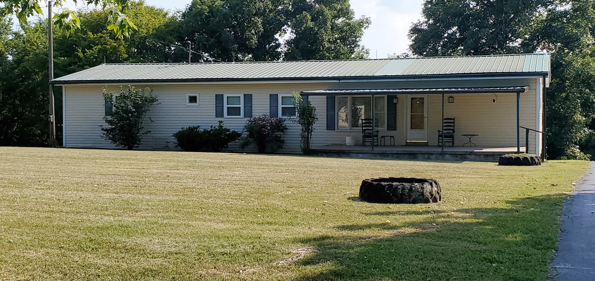 1118 Bandy Road Ashland City, TN 37015 - Photo 1 of 40 Gallery Image 1