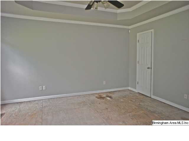 285 Maple Crest Odenville, AL 35120 - Photo 13 of 32
