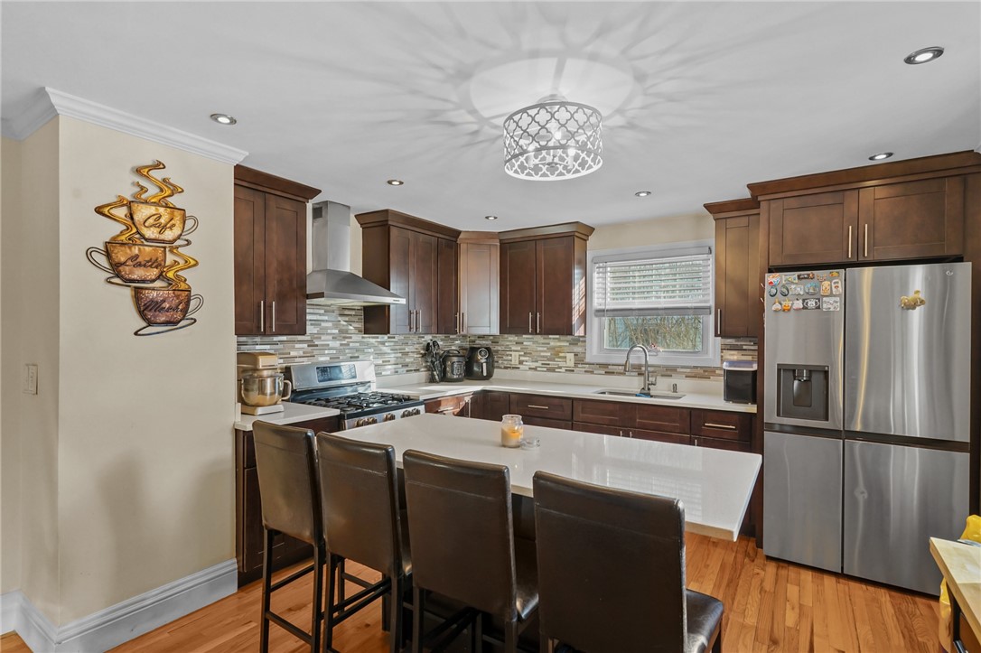 30 Lark Avenue Cranston, RI 02920 - Photo 14 of 37