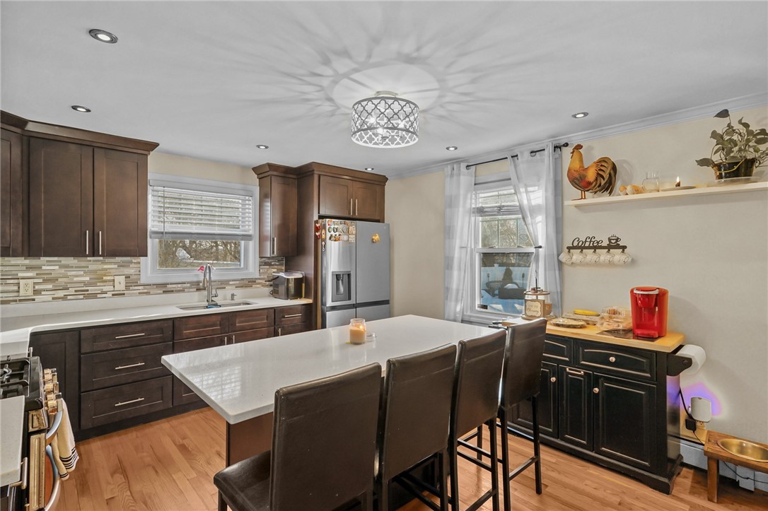 30 Lark Avenue Cranston, RI 02920 - Photo 15 of 37
