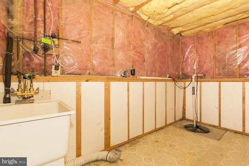 8431 Lucerne Road Randallstown, MD 21133 - Photo 19 of 23 Laundry/Utility Room