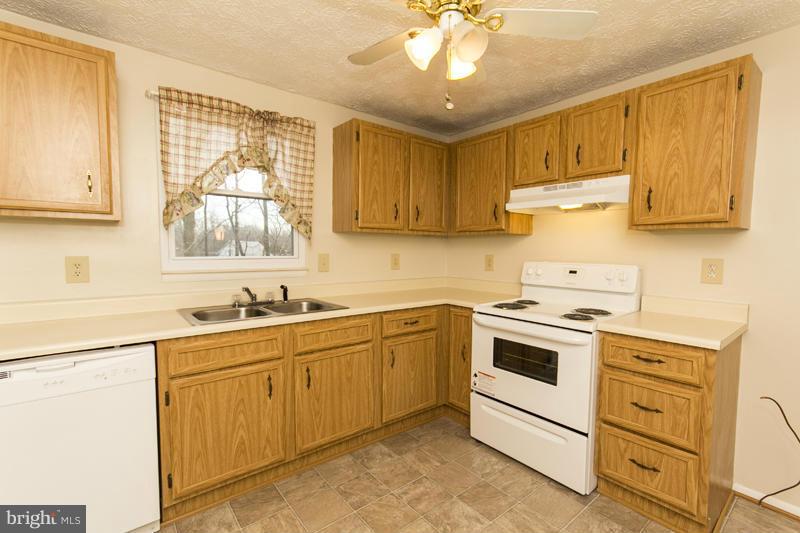 8431 Lucerne Road Randallstown, MD 21133 - Photo 6 of 23 Kitchen