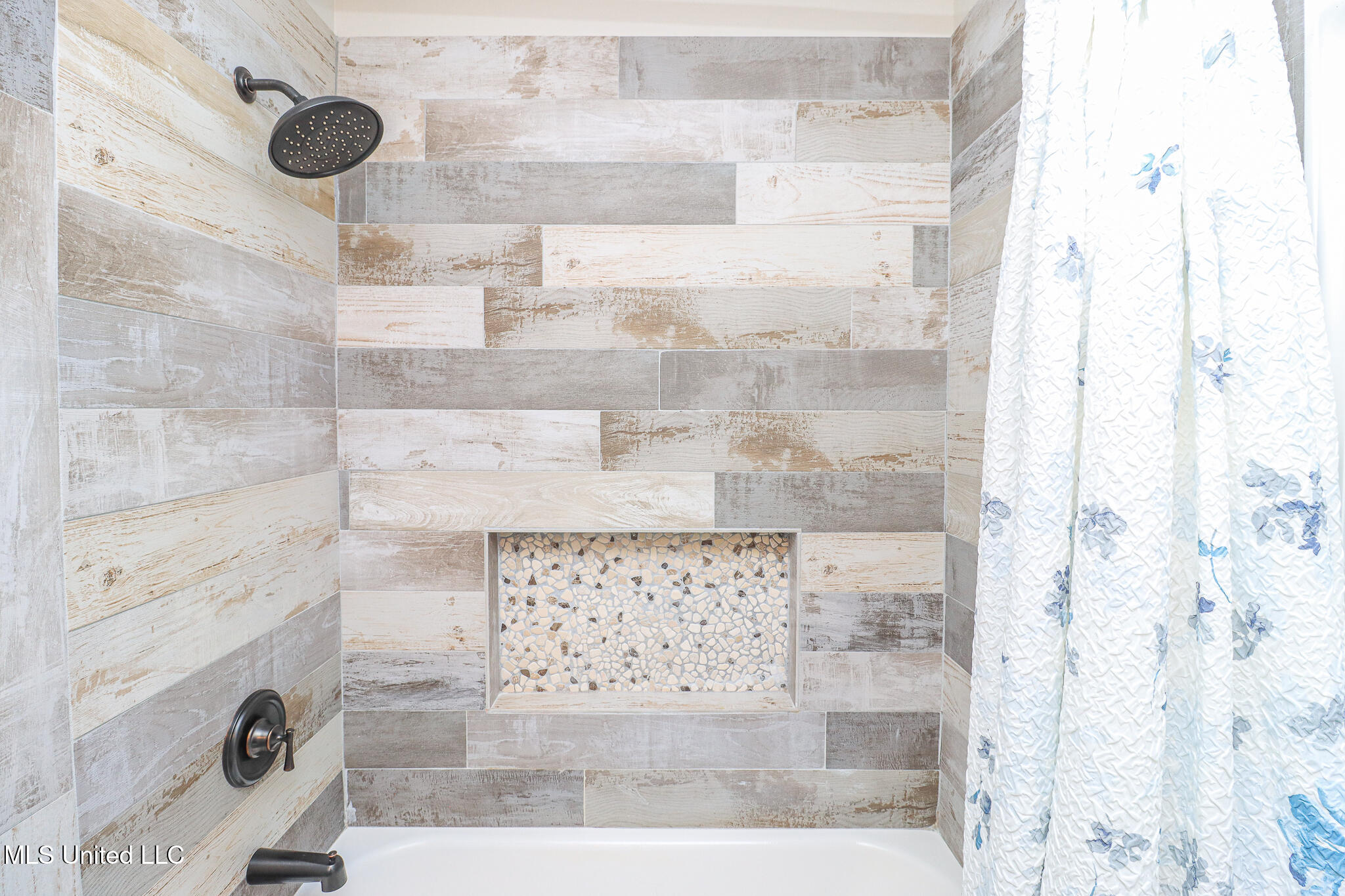 449 Old Highway 80 Morton, MS 39117 - Photo 24 of 39 449 Old Hwy 80 31