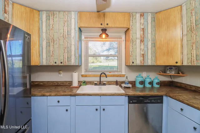 $229,000 | 449 Old Highway 80, Morton, MS 39117