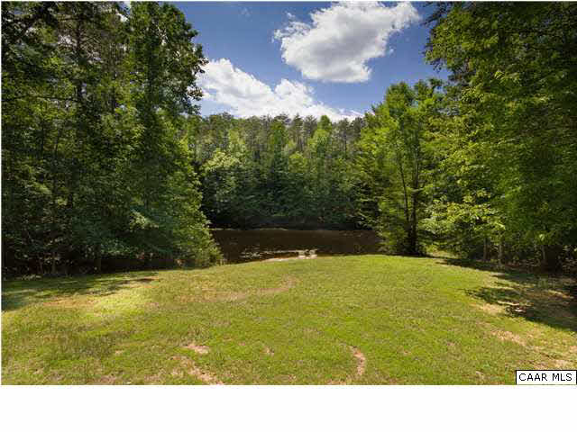 1011 Broken Island Road Palmyra, VA 22963 - Photo 31 of 38 Year-round privacy on your own community lake.