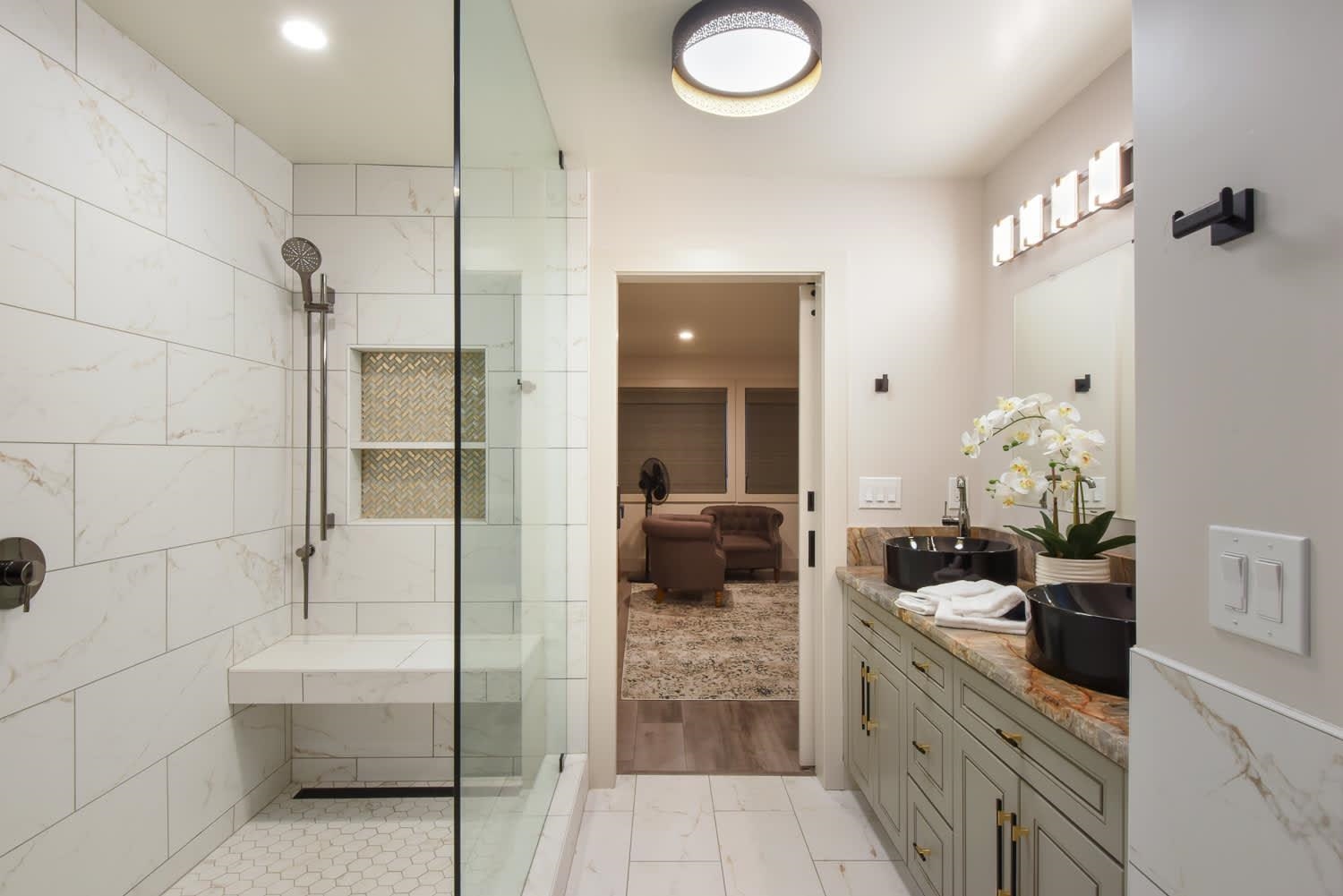 1163 Statford Way Tahoe Vista, CA 96148 - Photo 13 of 22 a bathroom with a double sink and mirror