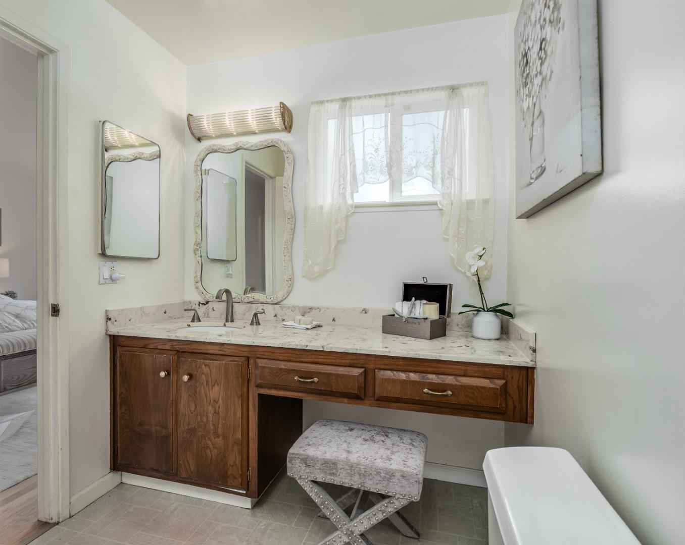 22204 McClellan Road Cupertino, CA 95014 - Photo 20 of 41 Gallery Image 20