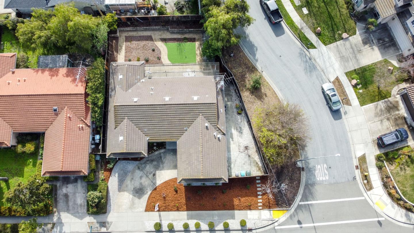 22204 McClellan Road Cupertino, CA 95014 - Photo 36 of 41 Gallery Image 36
