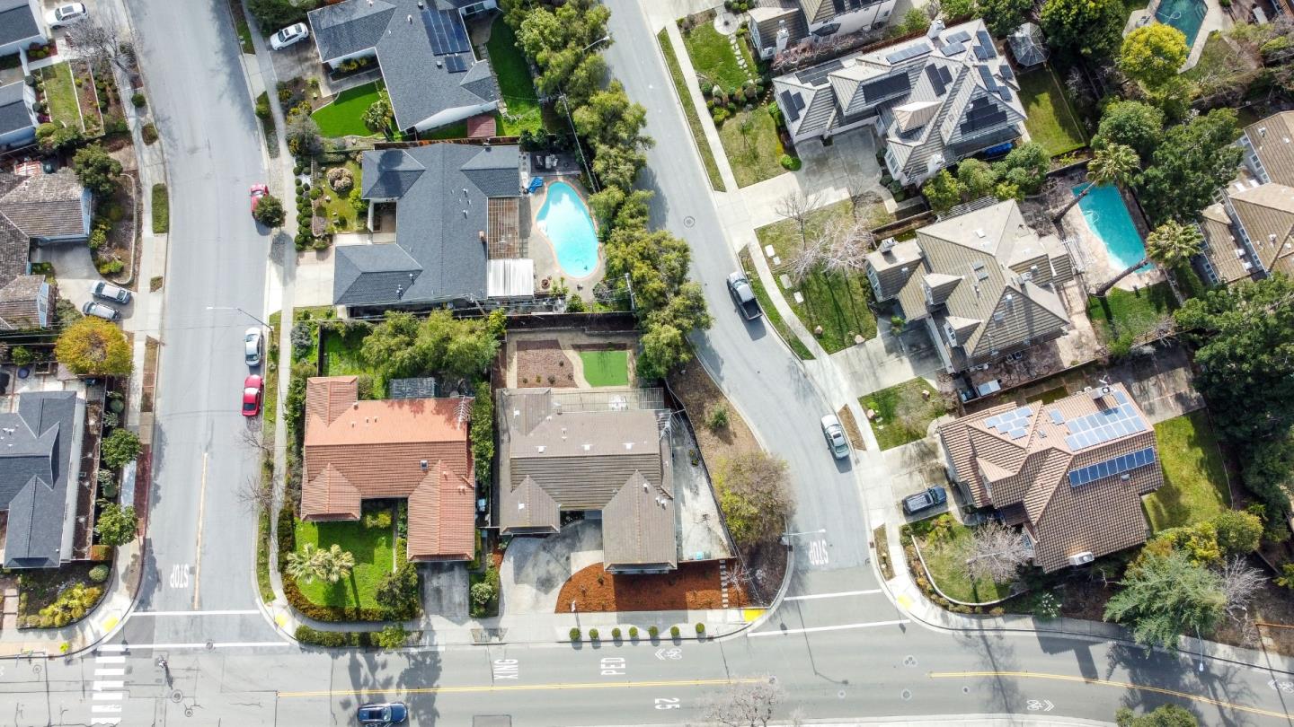 22204 McClellan Road Cupertino, CA 95014 - Photo 37 of 41 Gallery Image 37