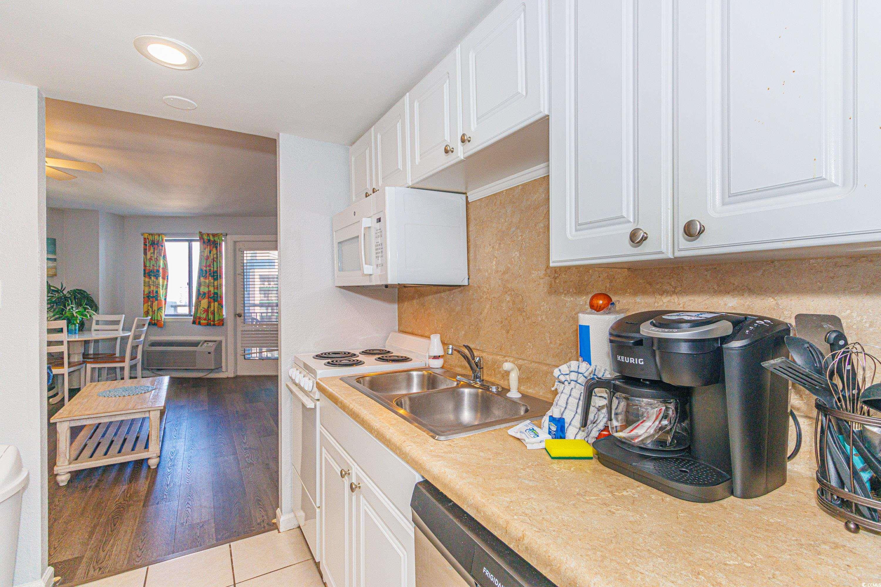 2001 South Ocean Boulevard, Unit 1103 Myrtle Beach, SC 29577 - Photo 13 of 35