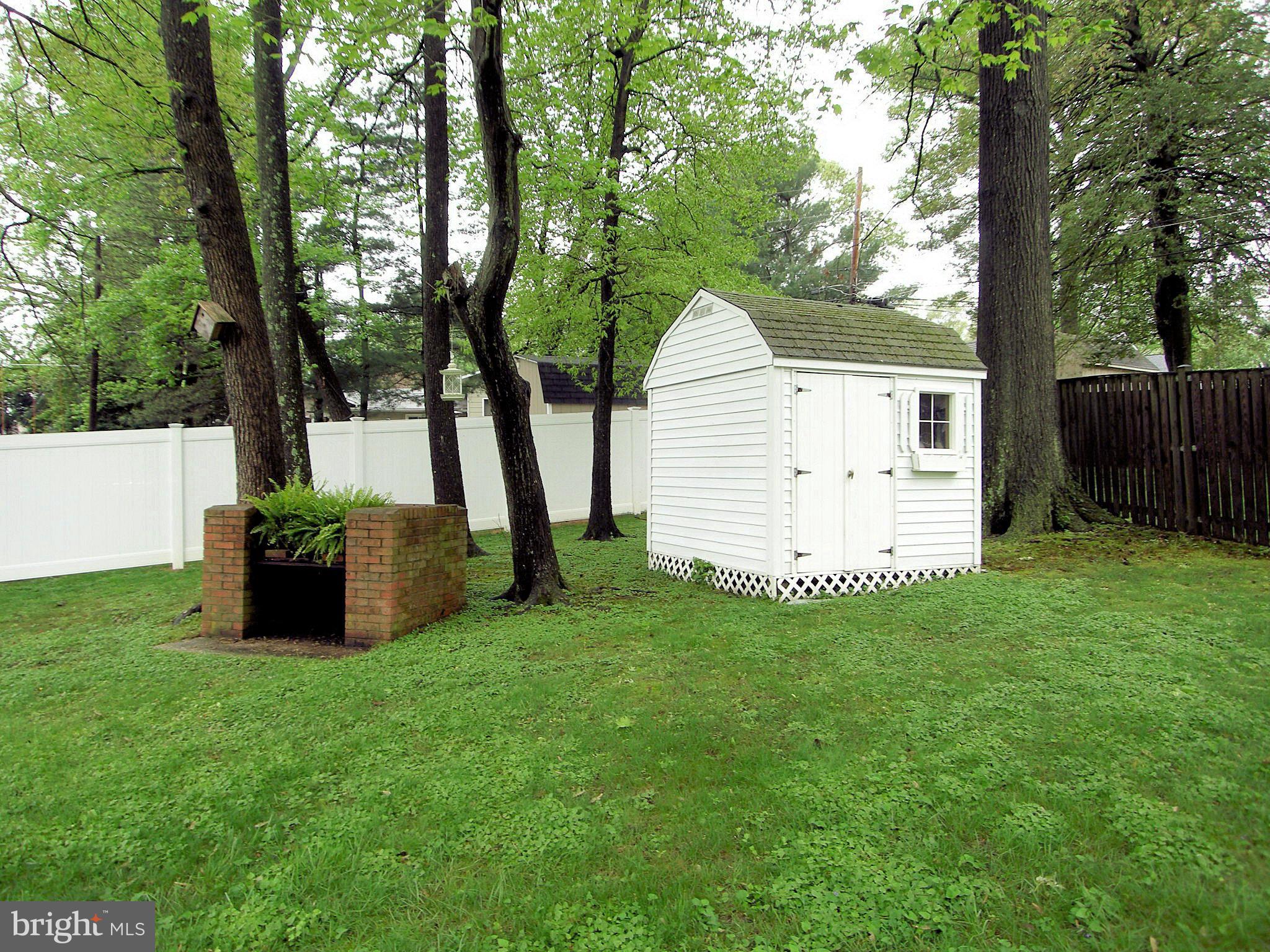 526 Maple Ridge Lane Odenton, MD 21113 - Photo 17 of 19 Exterior (Rear)