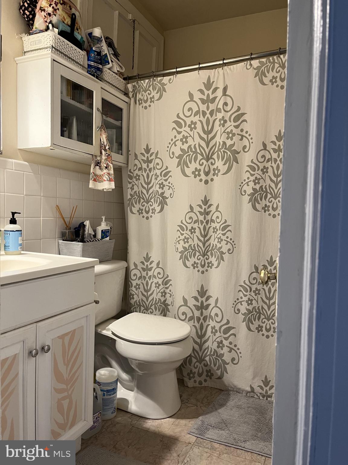 1830 Independence Avenue Southeast, Unit 4 Washington, DC 20003 - Photo 13 of 23 a bathroom with a toilet sink and shower