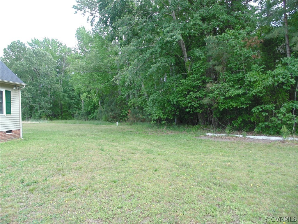 1054 Moorefield Road West Point, VA 23181 - Photo 5 of 39 Gallery Image 5
