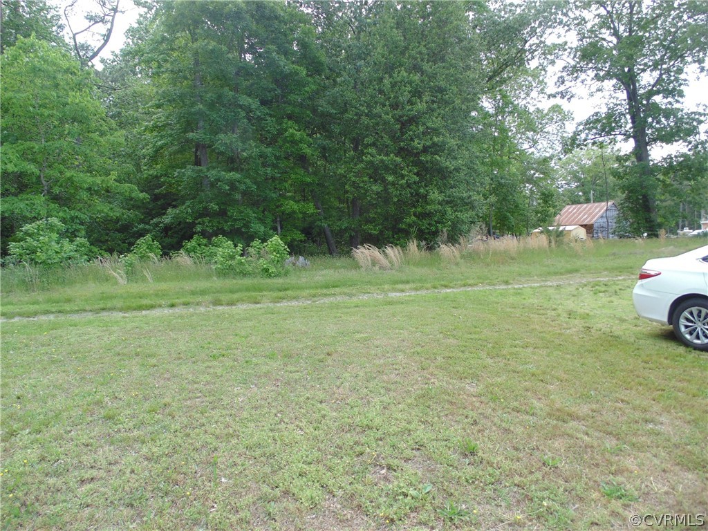 1054 Moorefield Road West Point, VA 23181 - Photo 7 of 39 Gallery Image 7